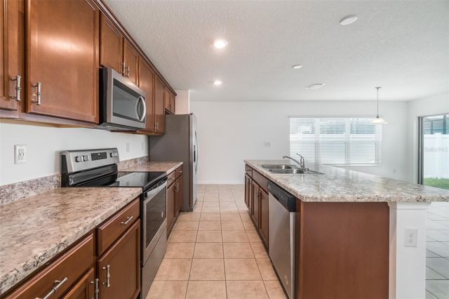 11220 GOLD COMPASS STREET, Gibsonton, FL 33534