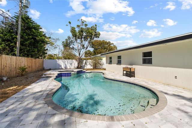 12120 CROFT DRIVE, Largo, FL 33774