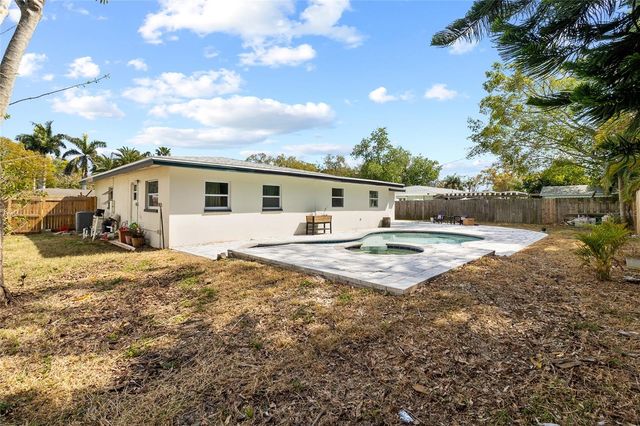 12120 CROFT DRIVE, Largo, FL 33774