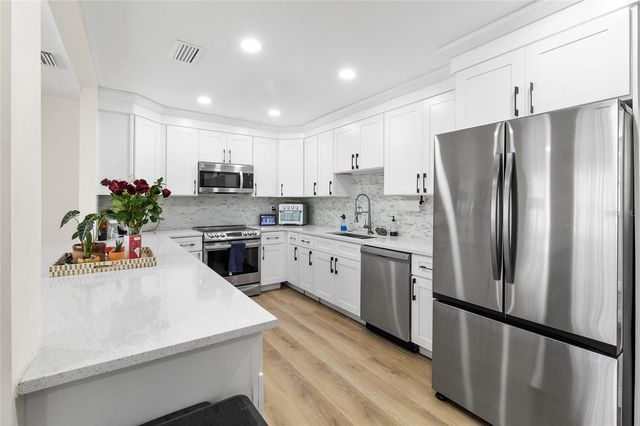 12120 CROFT DRIVE, Largo, FL 33774