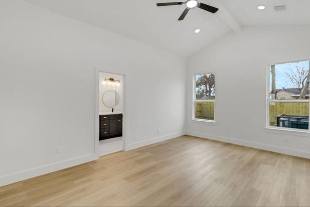 7956 Bonaire Street A, Houston, TX 77028