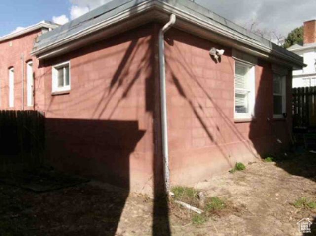 862 E MENLO AVE, Salt Lake City, UT 84102