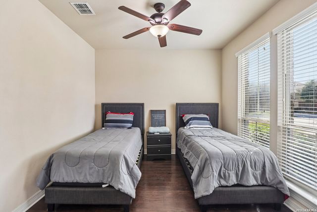 309 HIGHLAND PL, Cibolo, TX 78108