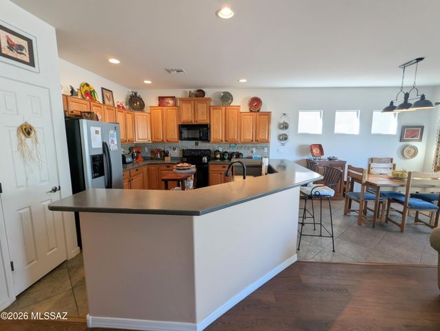 14252 S Camino Burgos, Sahuarita, AZ 85629