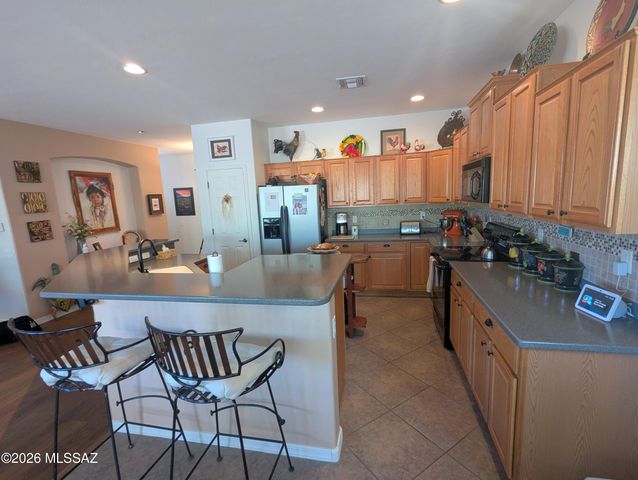14252 S Camino Burgos, Sahuarita, AZ 85629