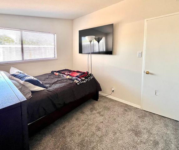 1661 Cheney Ln, Hayward, CA 94545