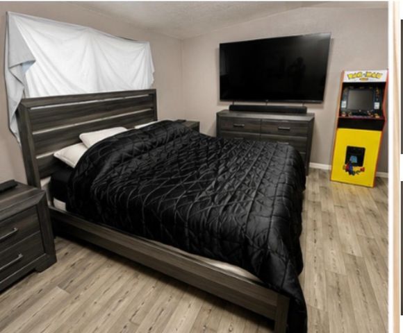 1661 Cheney Ln, Hayward, CA 94545