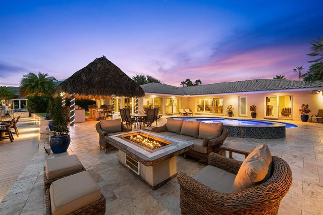 2600 NE 33rd Street, Lighthouse Point, FL 33064