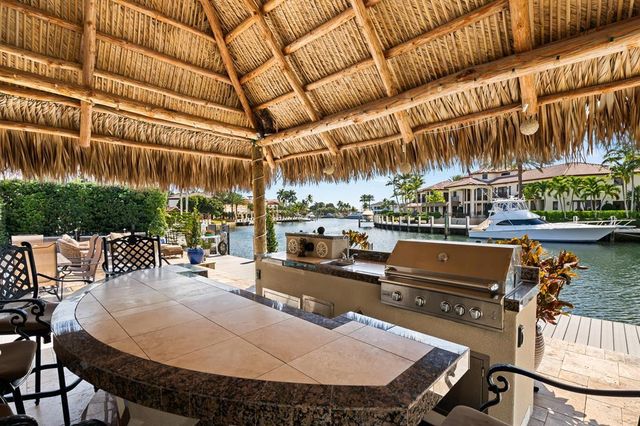 2600 NE 33rd Street, Lighthouse Point, FL 33064