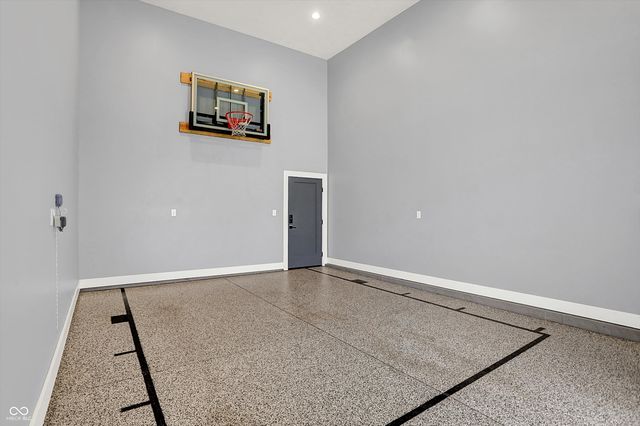 3081 Golfview Drive, Greenwood, IN 46143