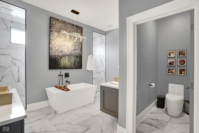 3081 Golfview Drive, Greenwood, IN 46143