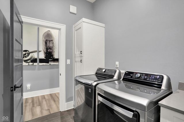 3081 Golfview Drive, Greenwood, IN 46143