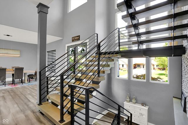 3081 Golfview Drive, Greenwood, IN 46143