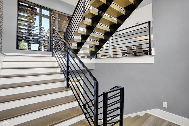 3081 Golfview Drive, Greenwood, IN 46143