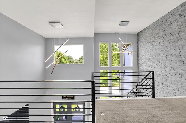 3081 Golfview Drive, Greenwood, IN 46143