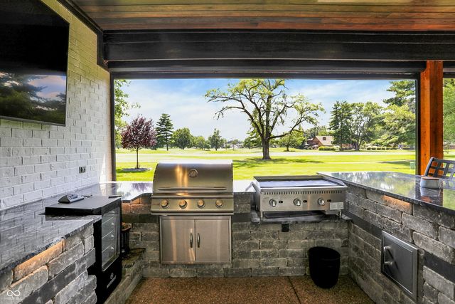 3081 Golfview Drive, Greenwood, IN 46143