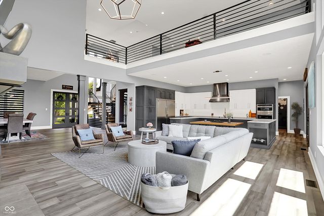 3081 Golfview Drive, Greenwood, IN 46143