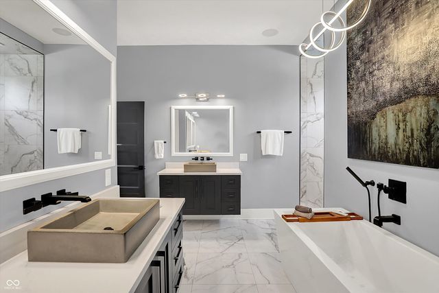 3081 Golfview Drive, Greenwood, IN 46143