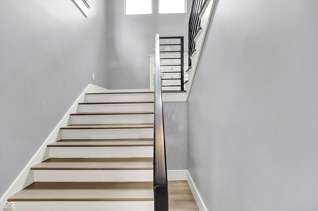 3081 Golfview Drive, Greenwood, IN 46143