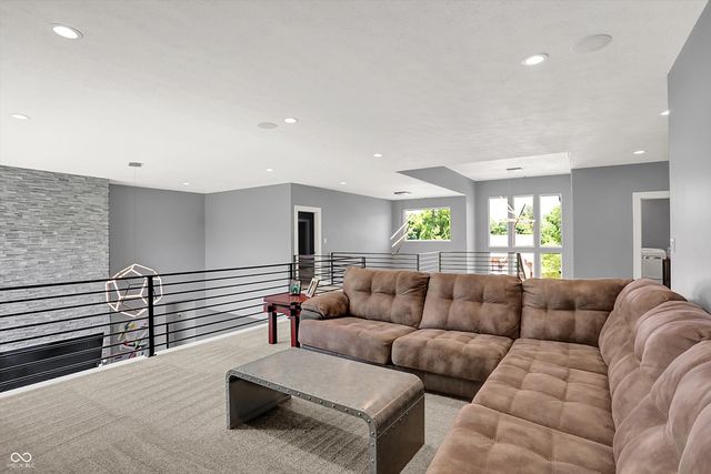 3081 Golfview Drive, Greenwood, IN 46143