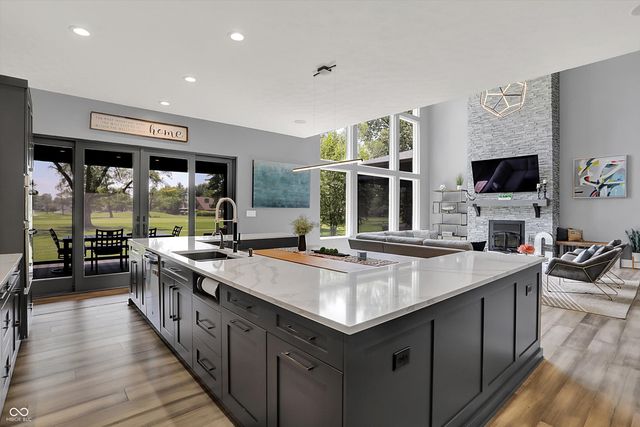 3081 Golfview Drive, Greenwood, IN 46143