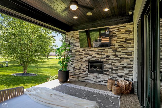 3081 Golfview Drive, Greenwood, IN 46143