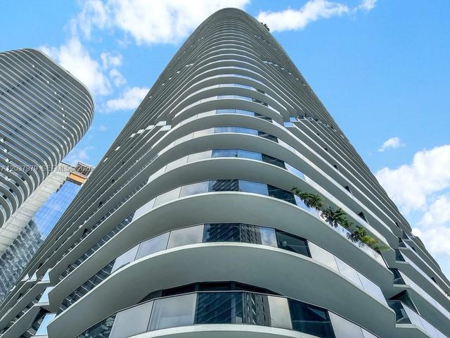 45 SW 9th St 1609, Miami, FL 33130