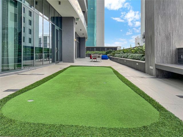 45 SW 9th St 1609, Miami, FL 33130