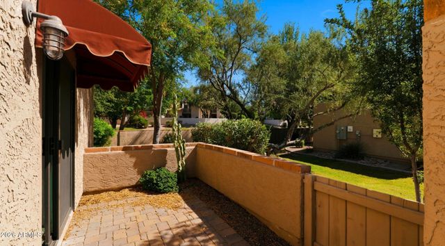 6465 N 77th Place, Scottsdale, AZ 85250