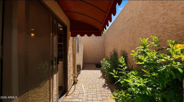 6465 N 77th Place, Scottsdale, AZ 85250