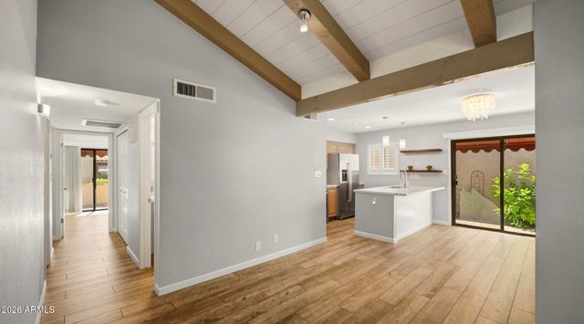 6465 N 77th Place, Scottsdale, AZ 85250