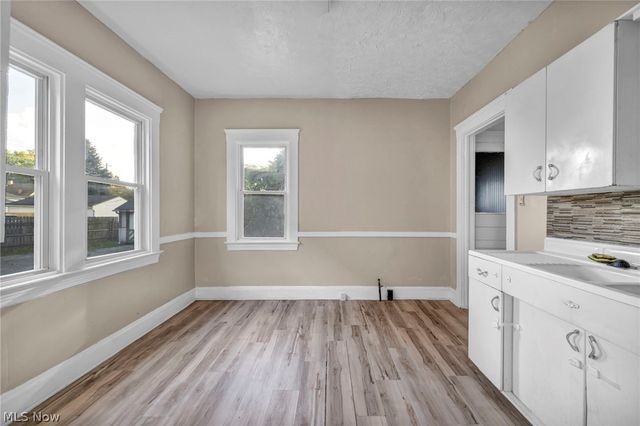 3847 W 38th Street, Cleveland, OH 44109