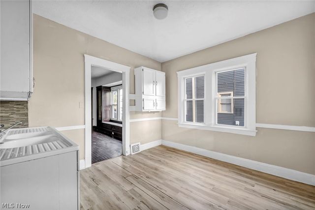 3847 W 38th Street, Cleveland, OH 44109