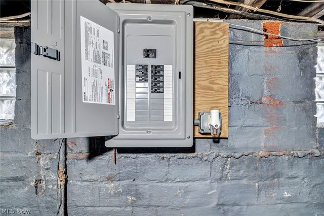 3847 W 38th Street, Cleveland, OH 44109