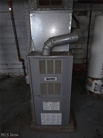 3847 W 38th Street, Cleveland, OH 44109