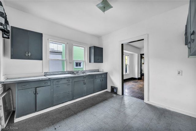 3847 W 38th Street, Cleveland, OH 44109