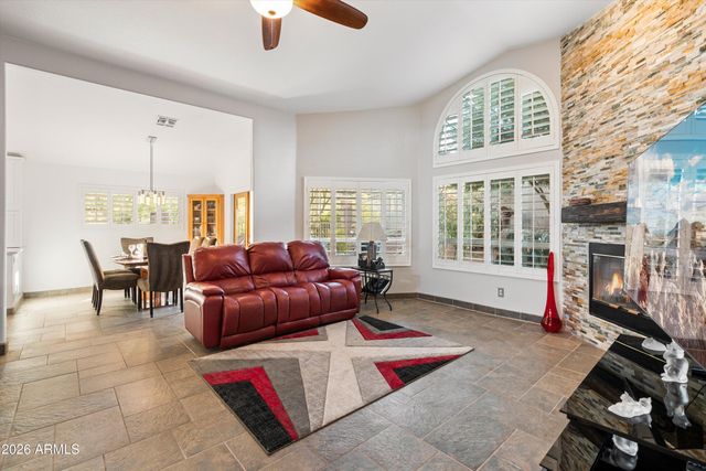 1731 E WALTANN Lane, Phoenix, AZ 85022