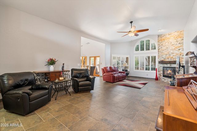 1731 E WALTANN Lane, Phoenix, AZ 85022