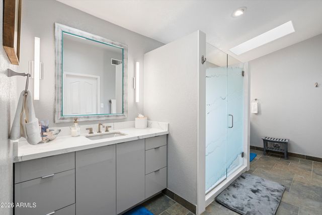 1731 E WALTANN Lane, Phoenix, AZ 85022