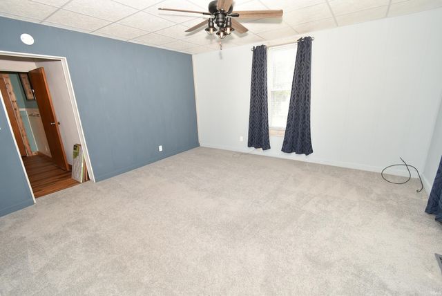 207 E St Rd 352, Boswell, IN 47921