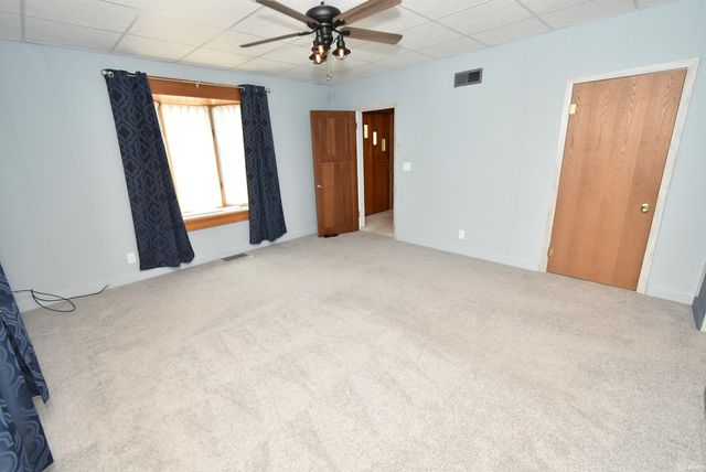 207 E St Rd 352, Boswell, IN 47921