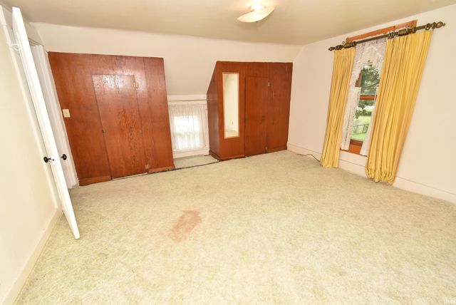 207 E St Rd 352, Boswell, IN 47921