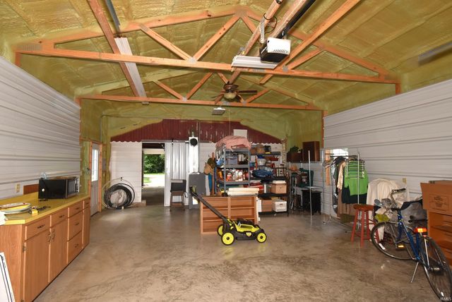207 E St Rd 352, Boswell, IN 47921