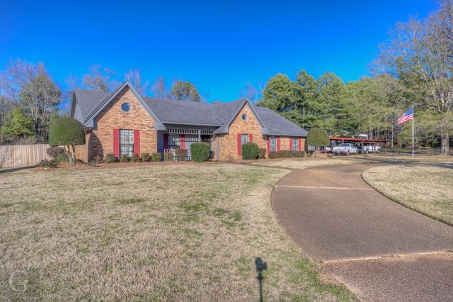 111 White Road, Frierson, LA 71027