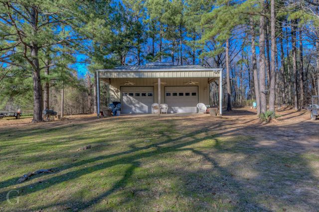 111 White Road, Frierson, LA 71027