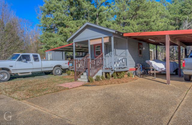 111 White Road, Frierson, LA 71027