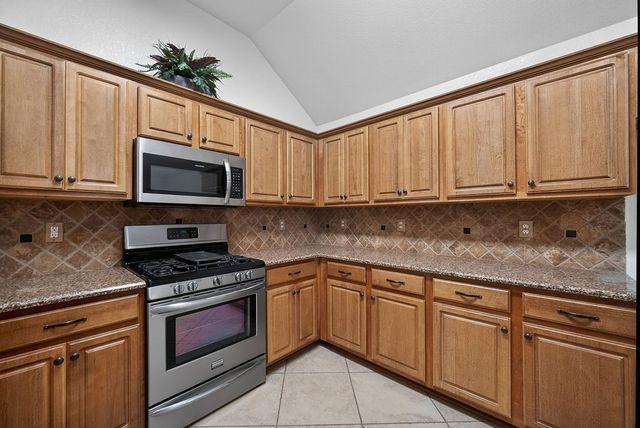 313 Cave River Drive, Murphy, TX 75094