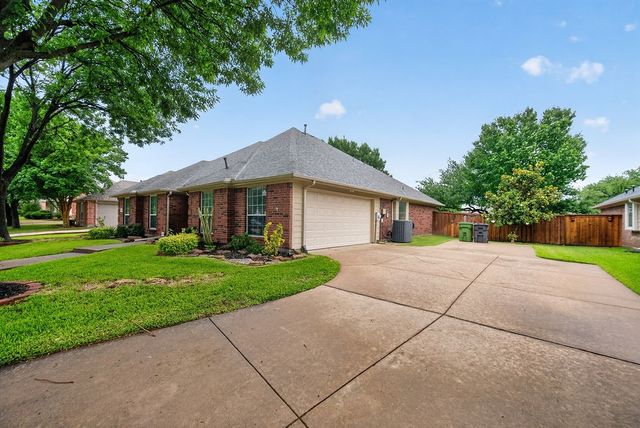 313 Cave River Drive, Murphy, TX 75094