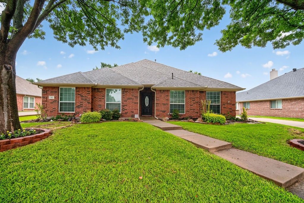 313 Cave River Drive, Murphy, TX 75094