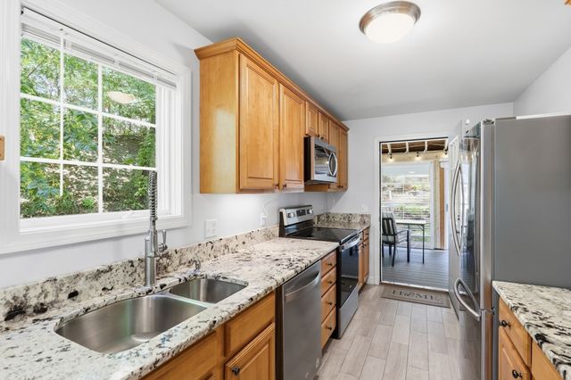 75 Park St A, Ayer, MA 01432